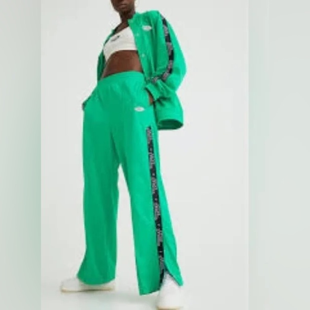 OVERSIZED TRACK SUIT (2 pcs) by No Fear x H&M Collaboration